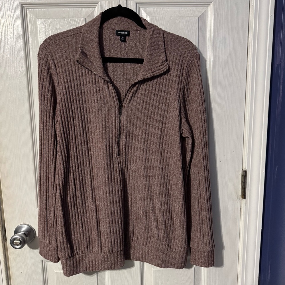 Relaxed Fit Super Soft Plush Rib Quarter Zip
Sweatshirt